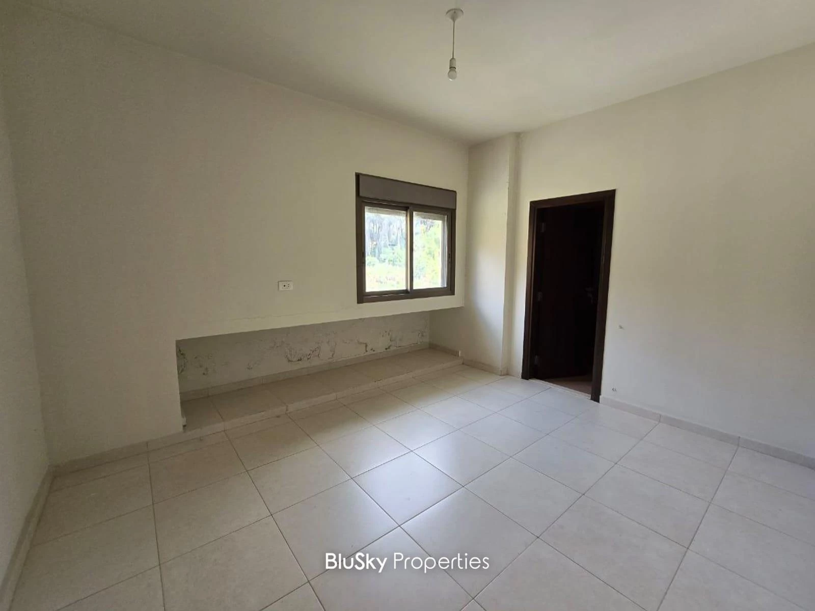 Duplex 300m² Balcony for Sale in Mansourieh — photo 4