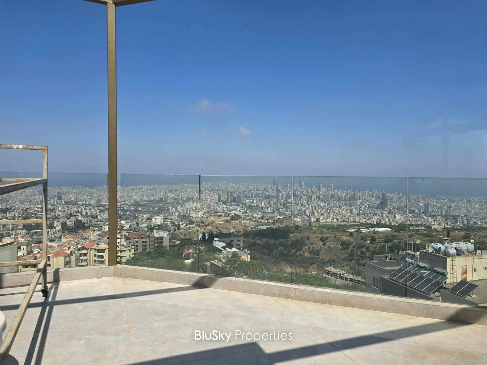 Duplex 325m² with Terrace for Sale in Mansourieh — photo 3