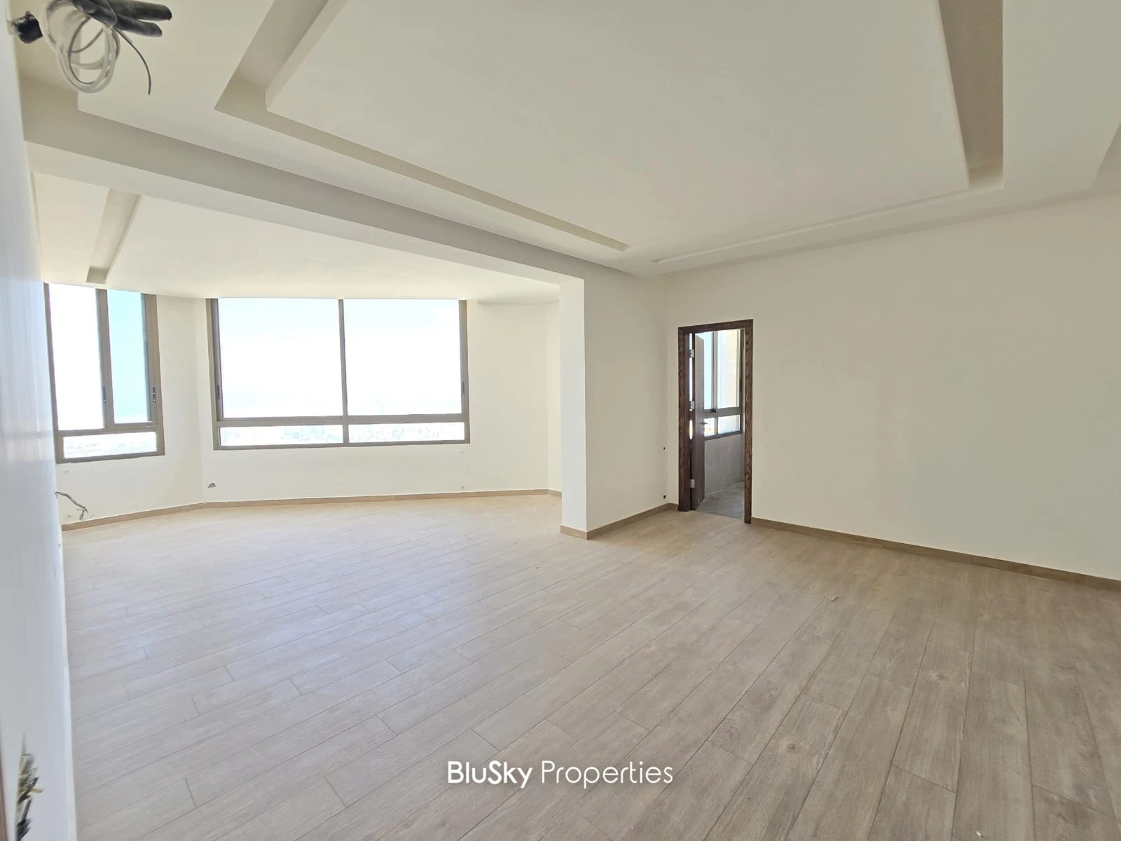 Duplex 325m² with Terrace for Sale in Mansourieh — photo 4
