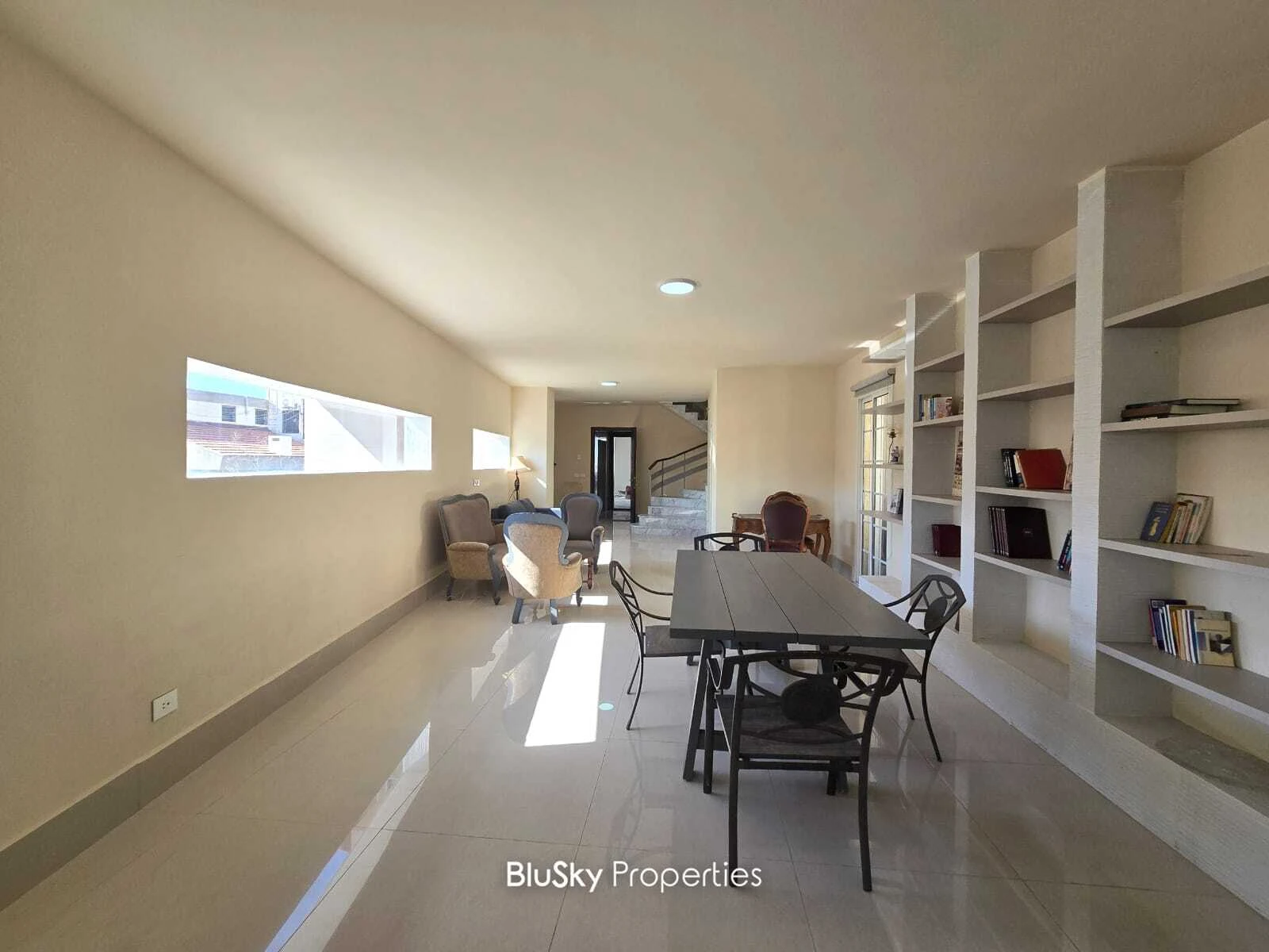 Duplex 340m² with Terrace for Rent in Mansourieh — photo 3