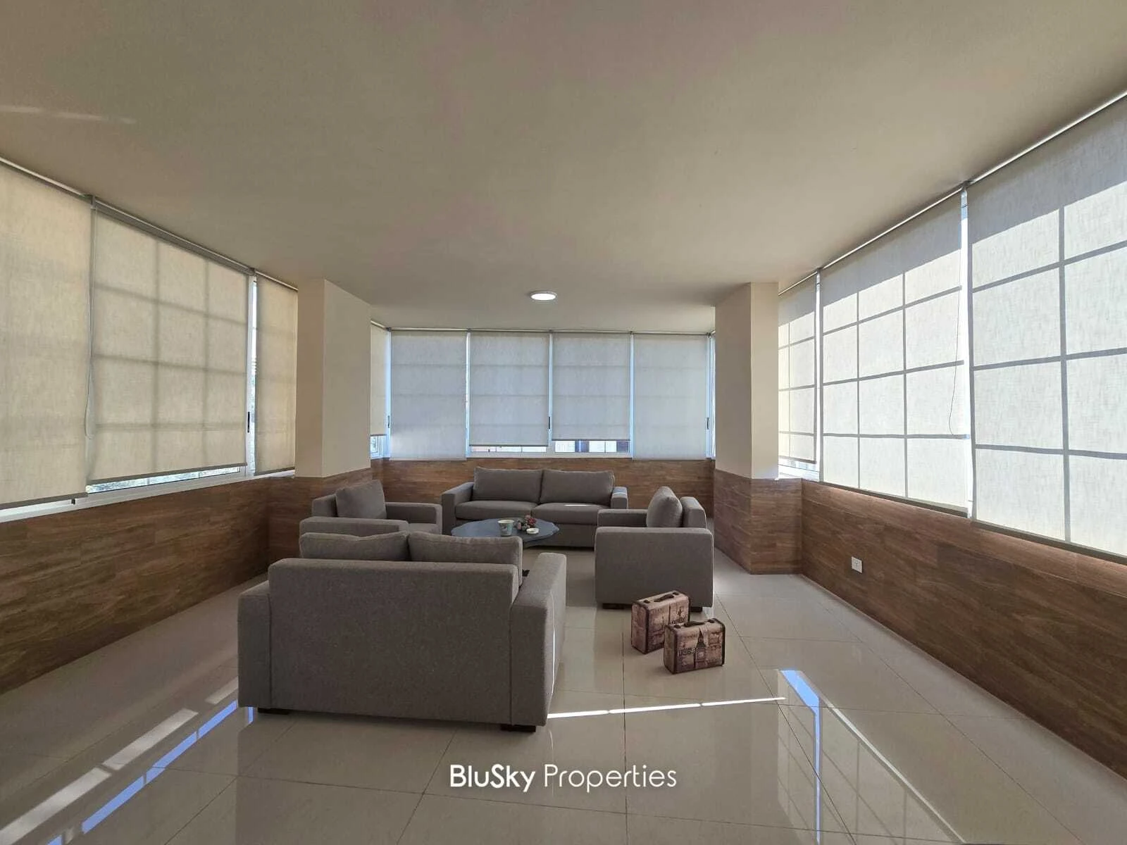 Duplex 340m² with Terrace for Rent in Mansourieh — photo 5