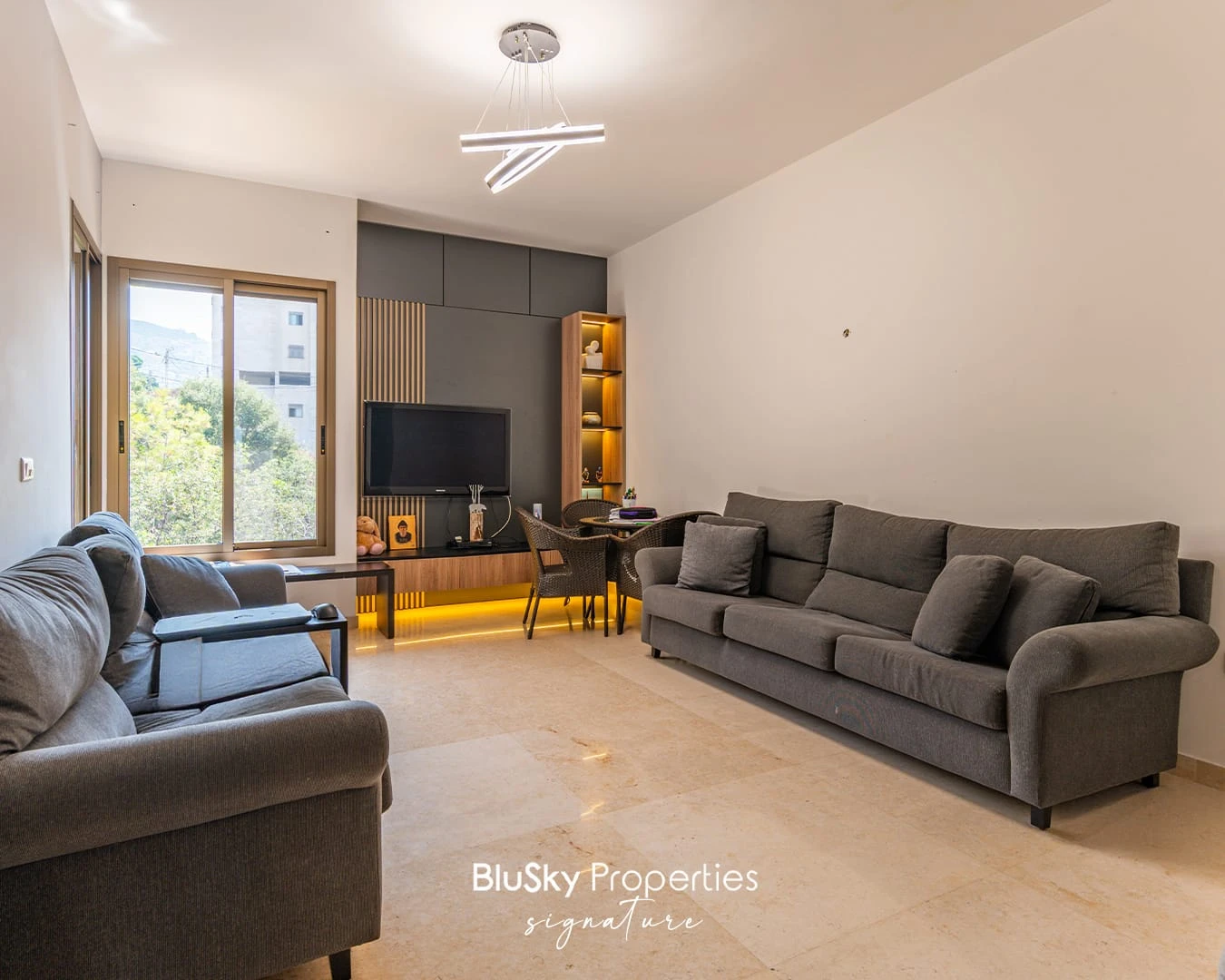 Duplex 340m² with Terrace for Sale in Mansourieh — photo 4