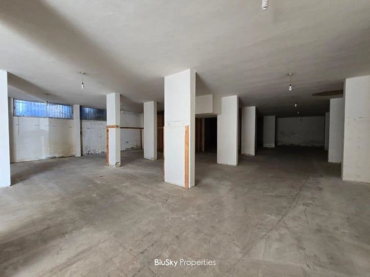 Warehouse 400m² for Rent in Mansourieh — photo 2