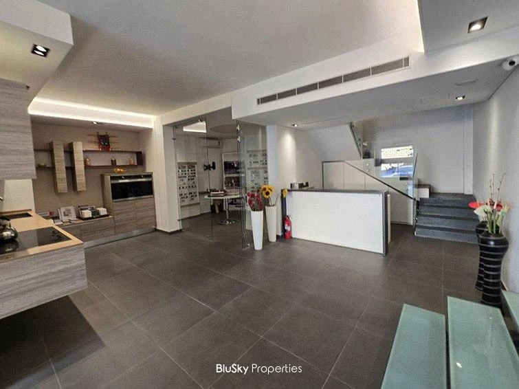 Showroom 700m² for Rent in Mansourieh — الصورة 2