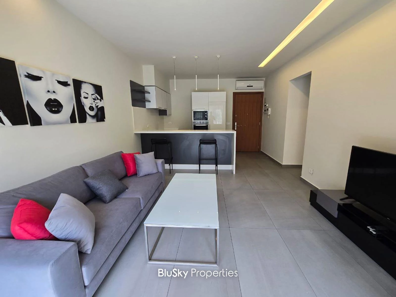 Apartment 70m² Mountain View for Rent in Mansourieh