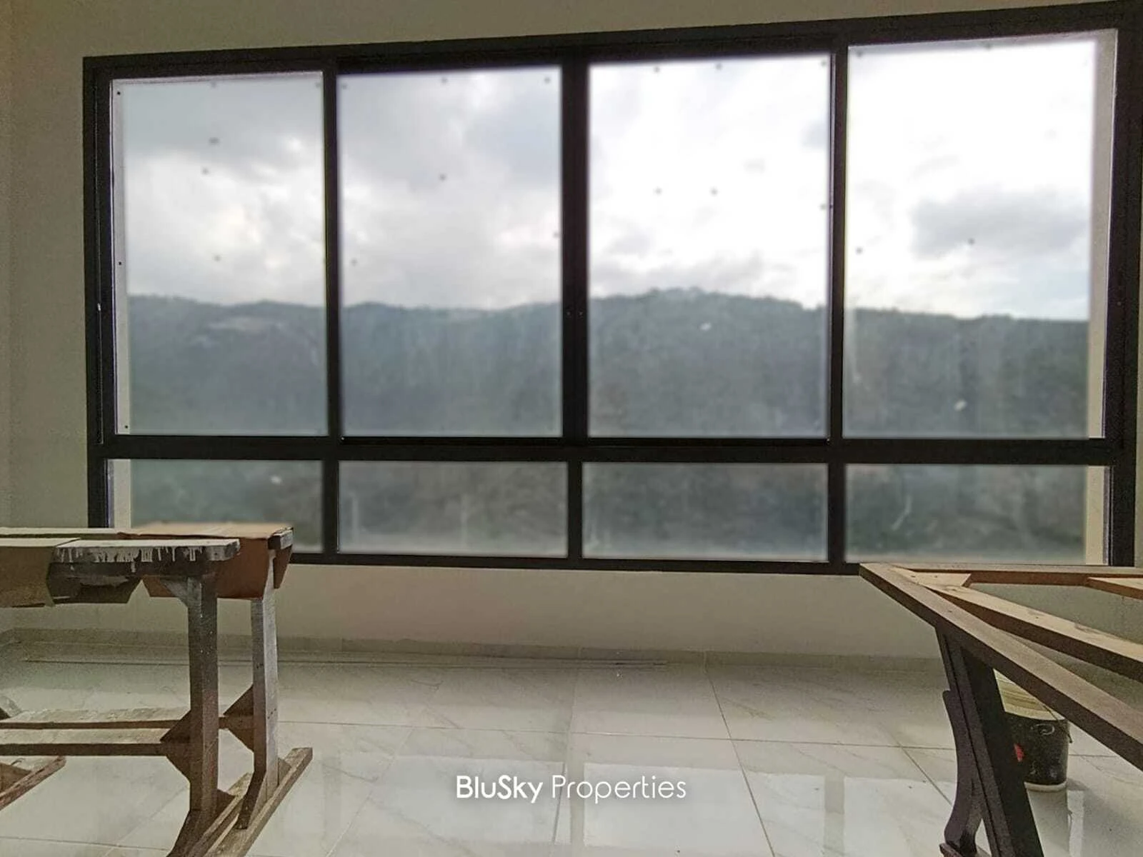 Apartment 155m² Terrace for Sale in Mastita