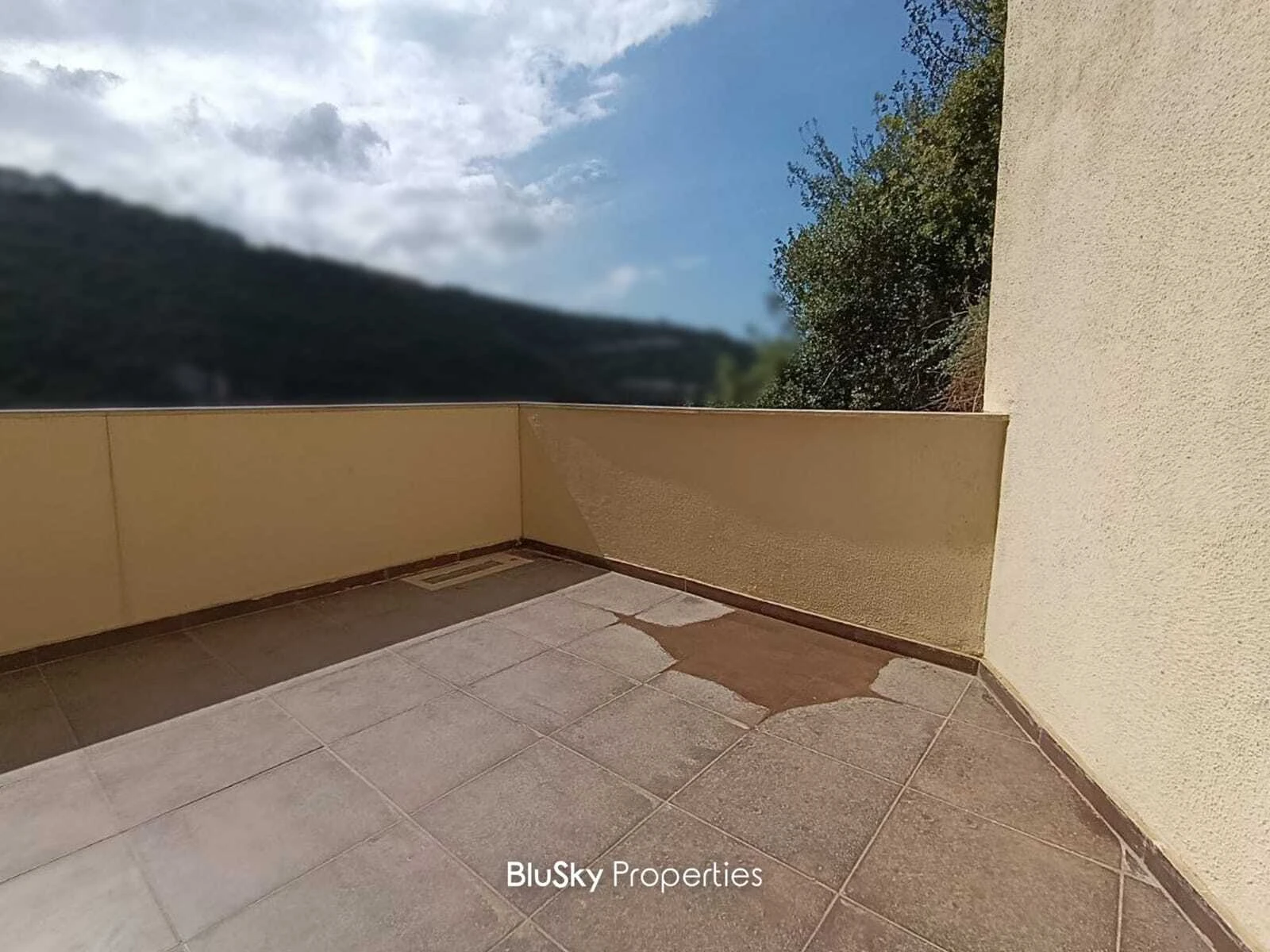 Apartment 155m² Terrace for Sale in Mastita — الصورة 2