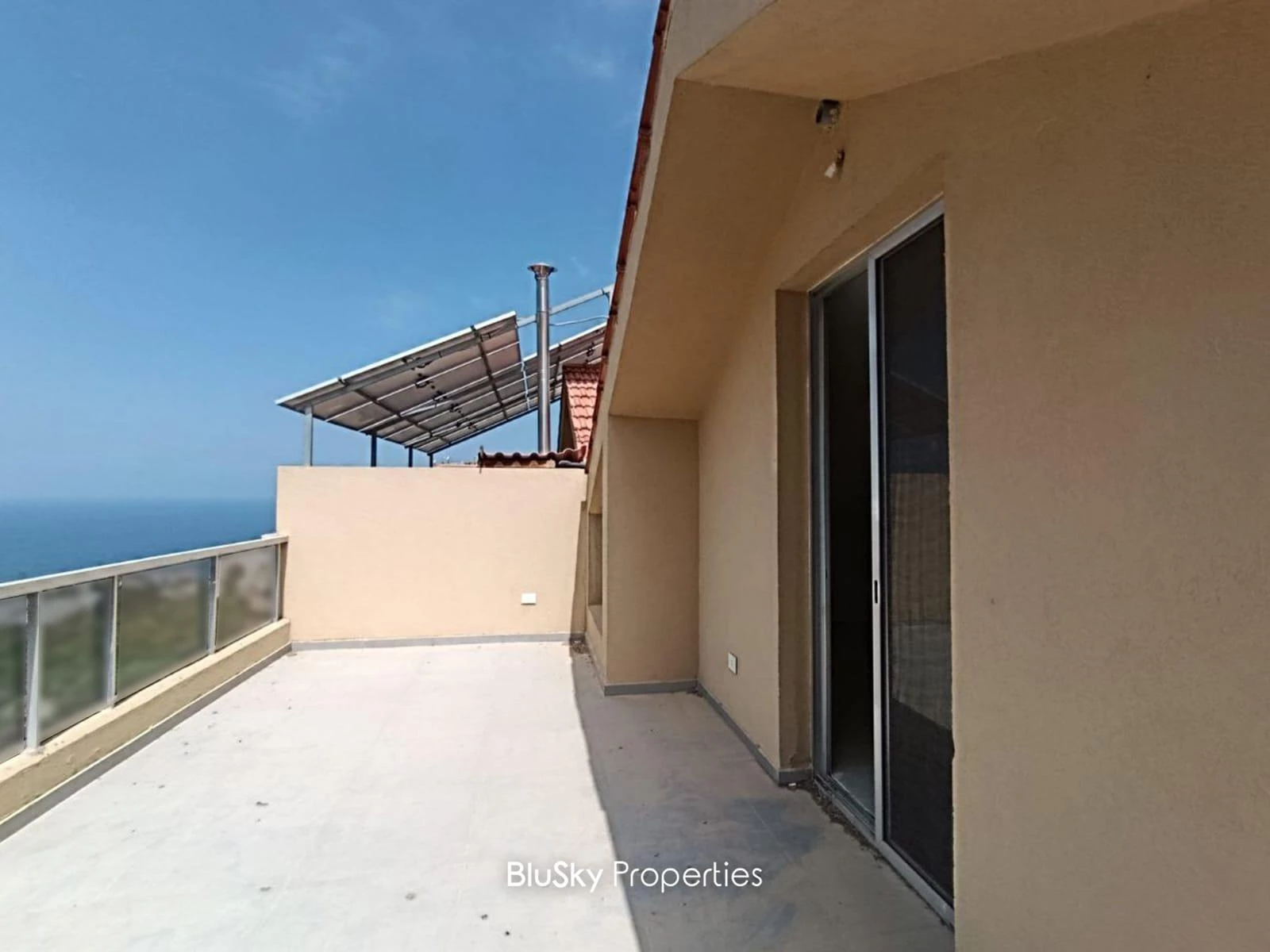 Duplex 215m² Balcony for Sale in Mastita — photo 2
