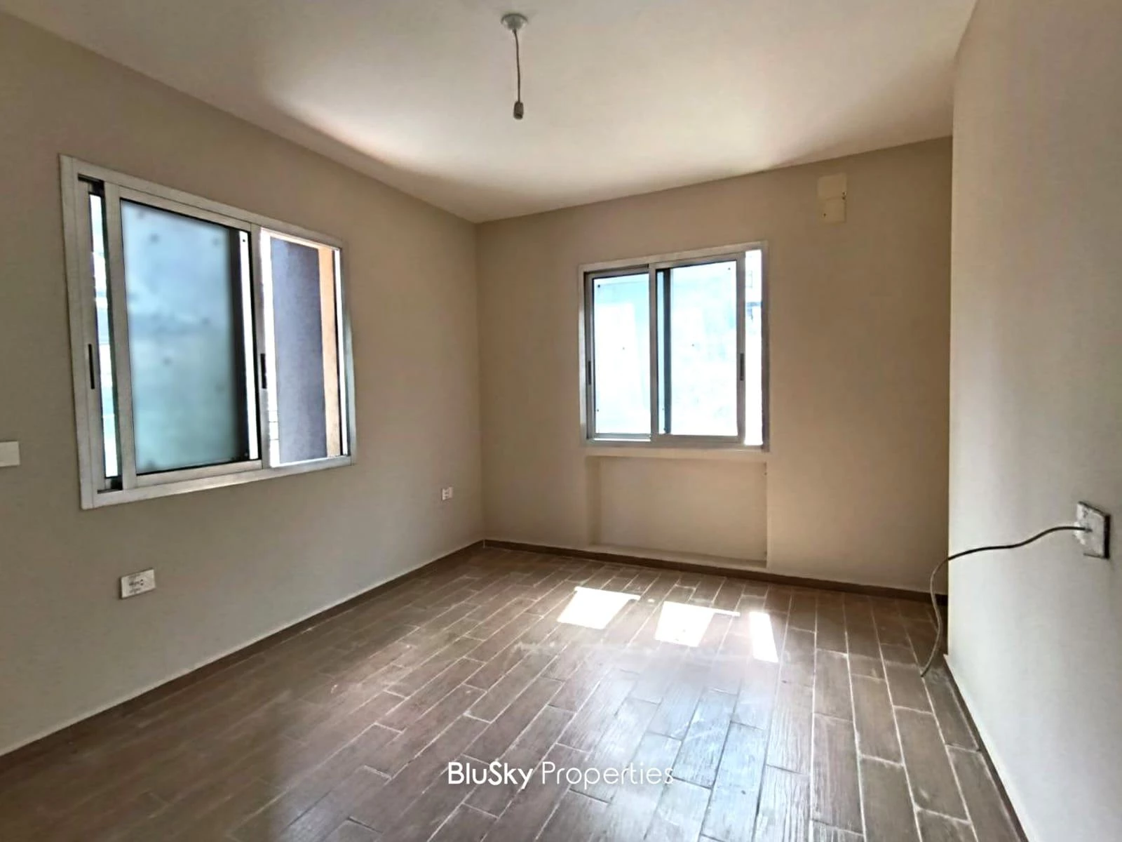 Duplex 215m² Balcony for Sale in Mastita — photo 4