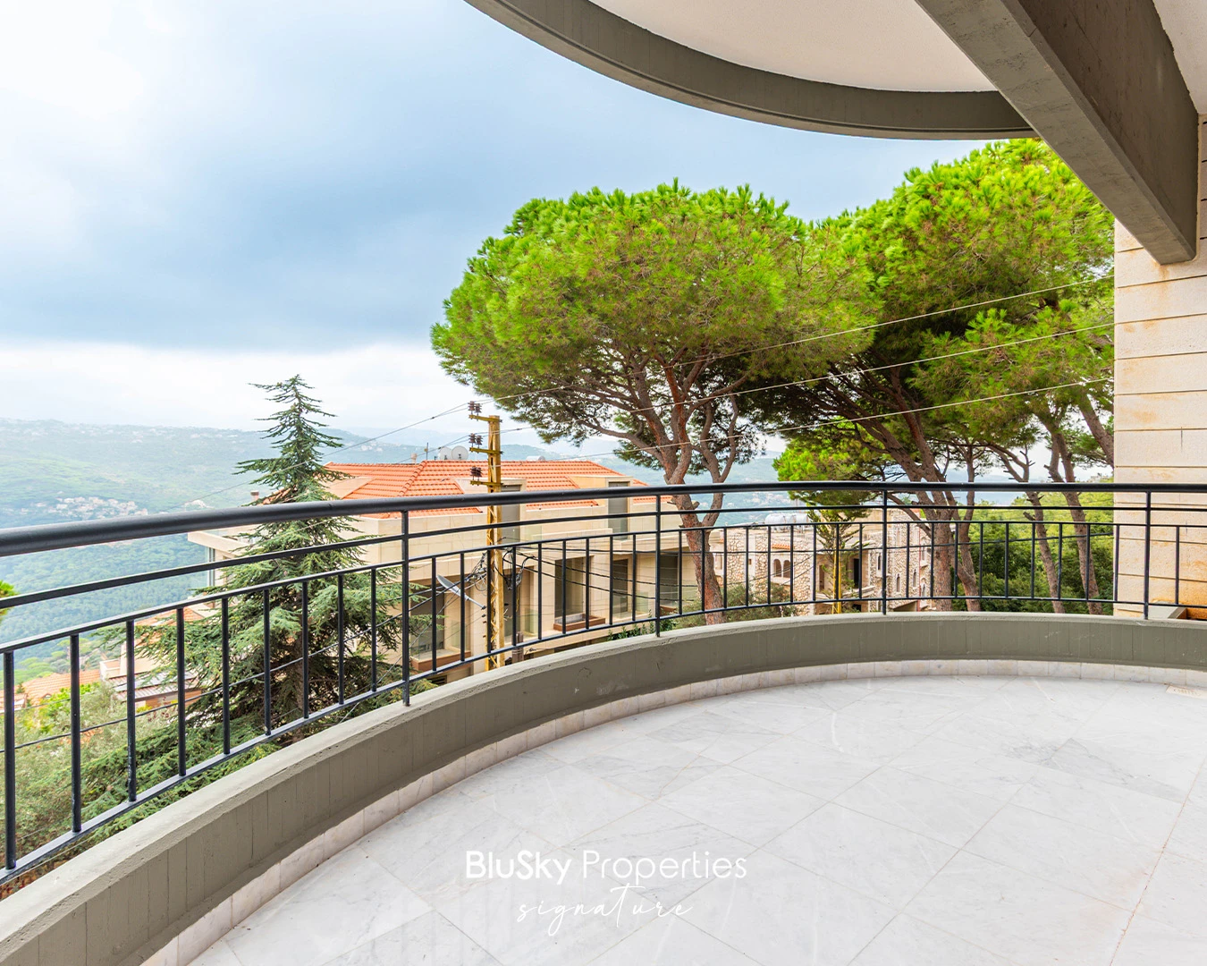 Apartment 150m² with Balcony for Rent in Masqa Broumana — الصورة 3