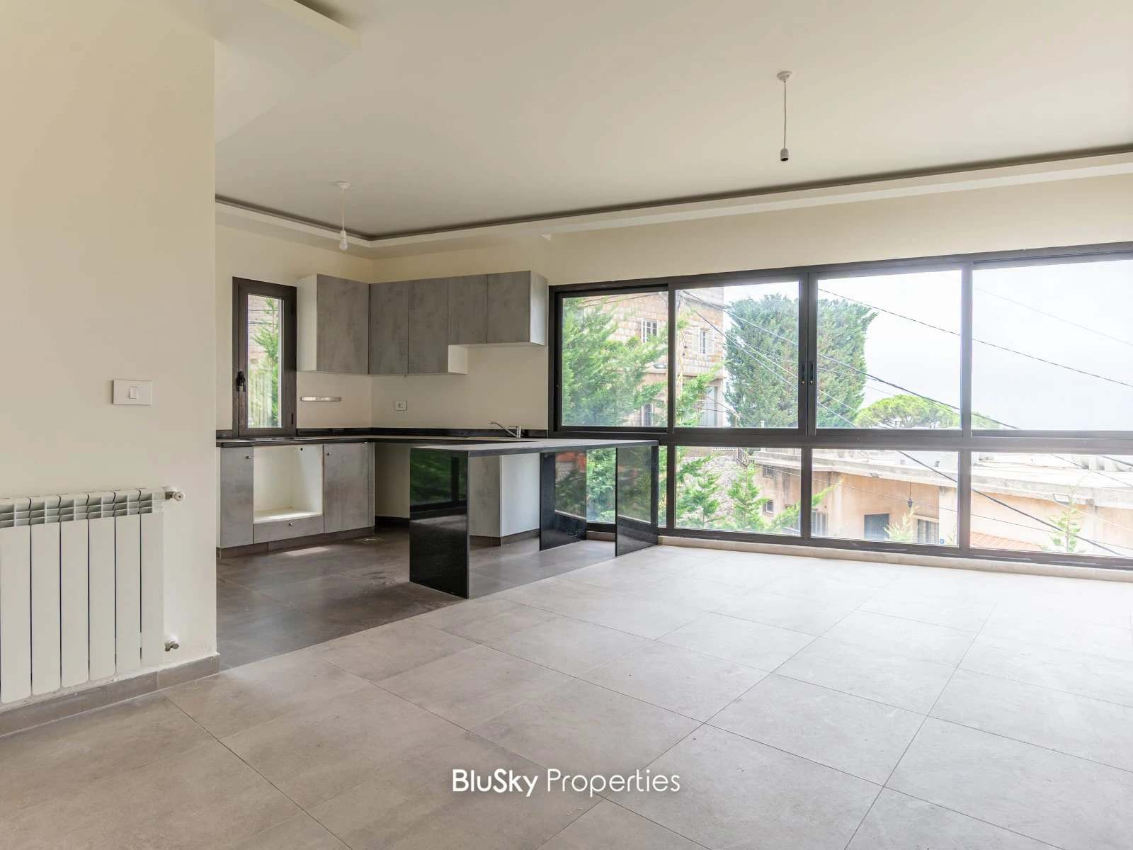Apartment 129m² with Mountain View for Sale in Mar Chaaya — photo 1