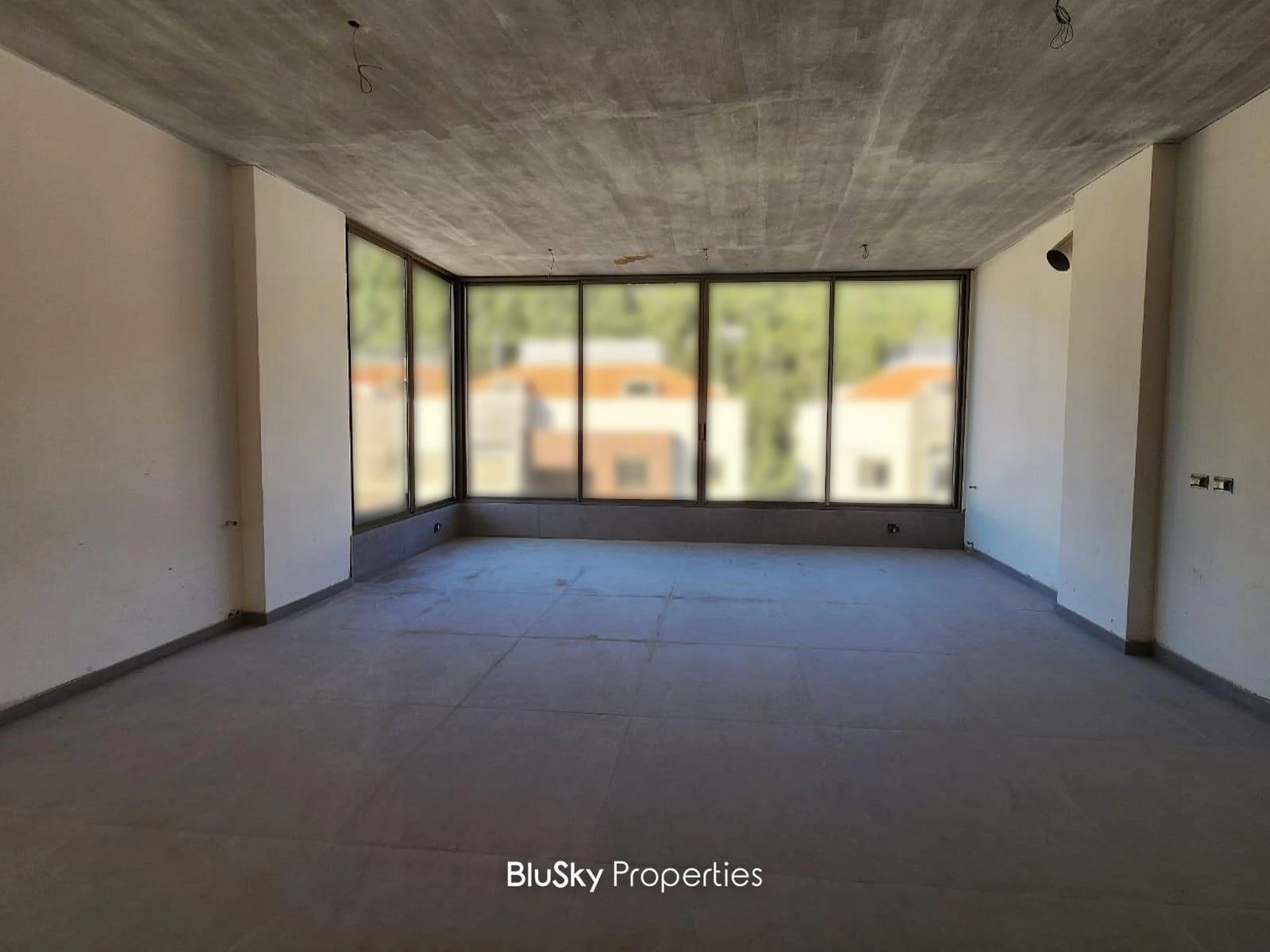 Apartment 145m² Terrace for Sale in Mar Chaaya