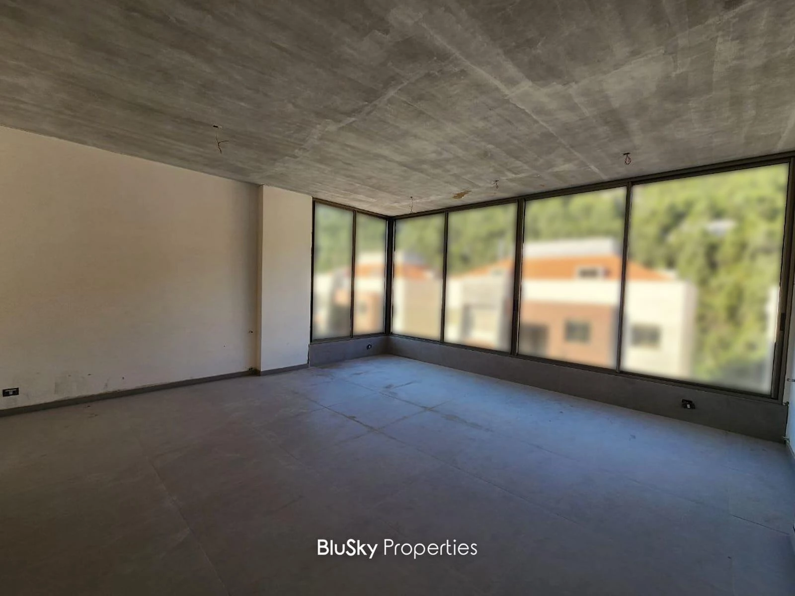 Apartment 145m² Terrace for Sale in Mar Chaaya — photo 2