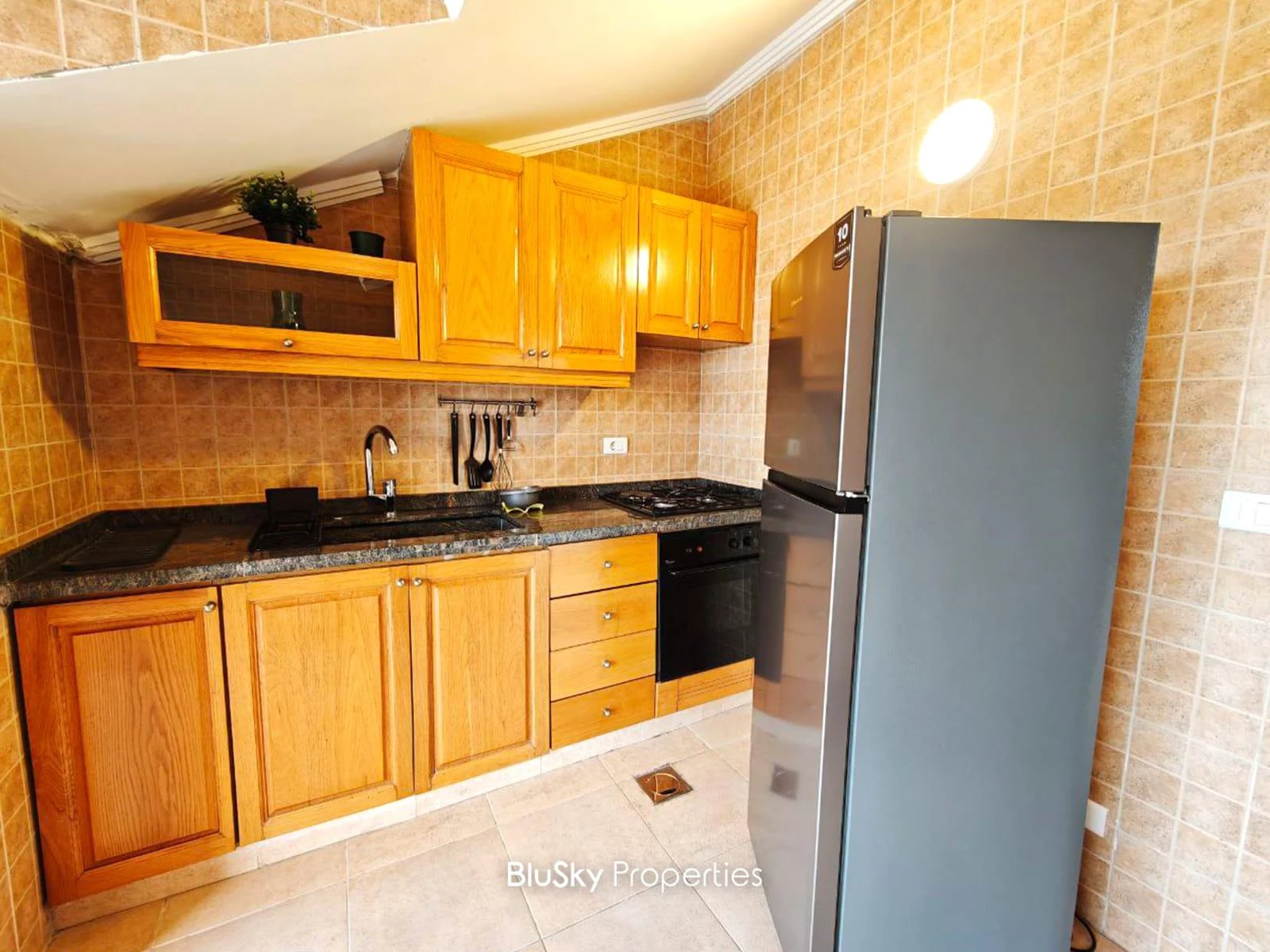 Apartment 160m² Terrace for Rent in Mar Chaaya — photo 3