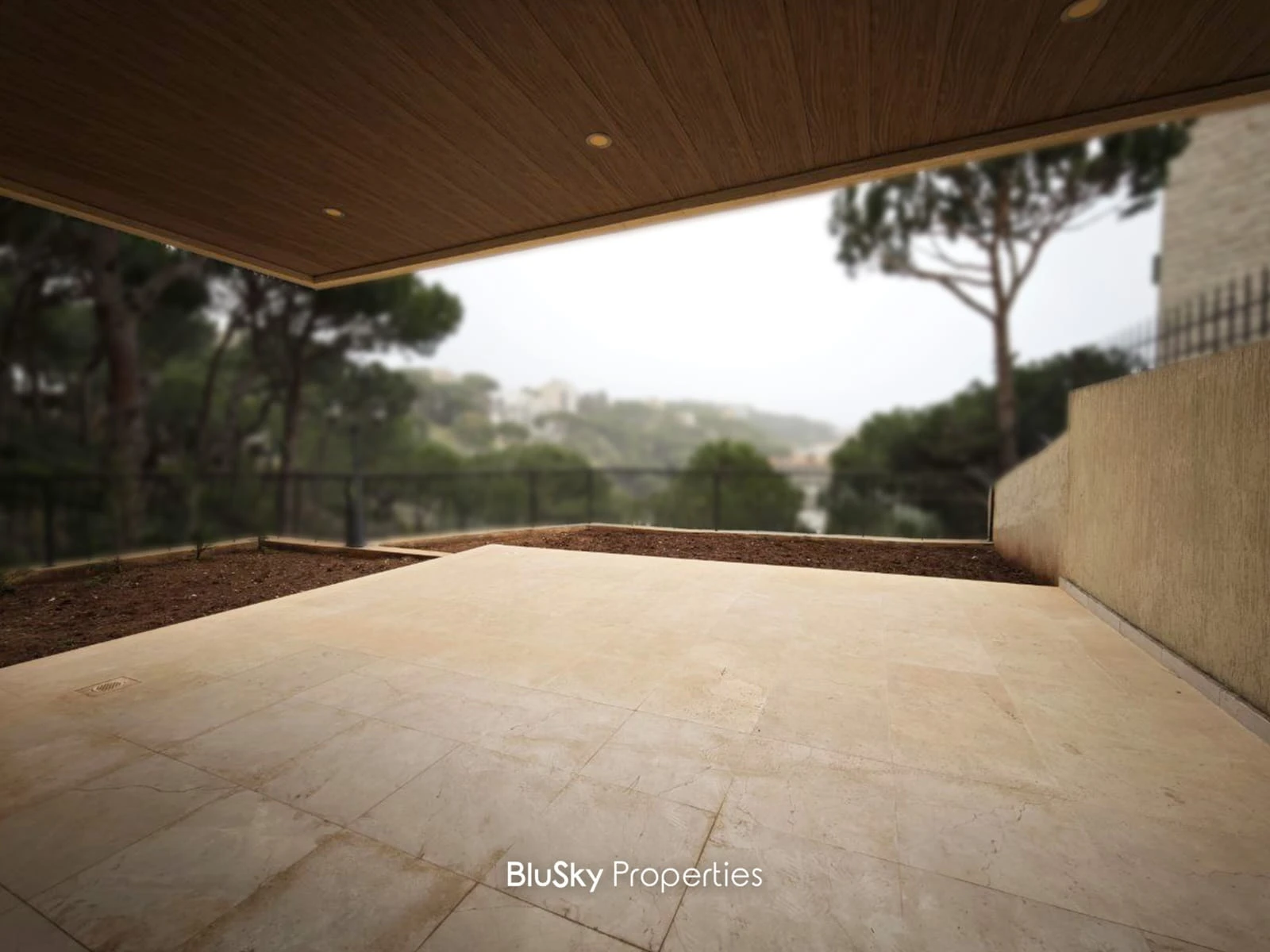 Apartment 175m² with Garden for Sale in Mar Chaaya — الصورة 2