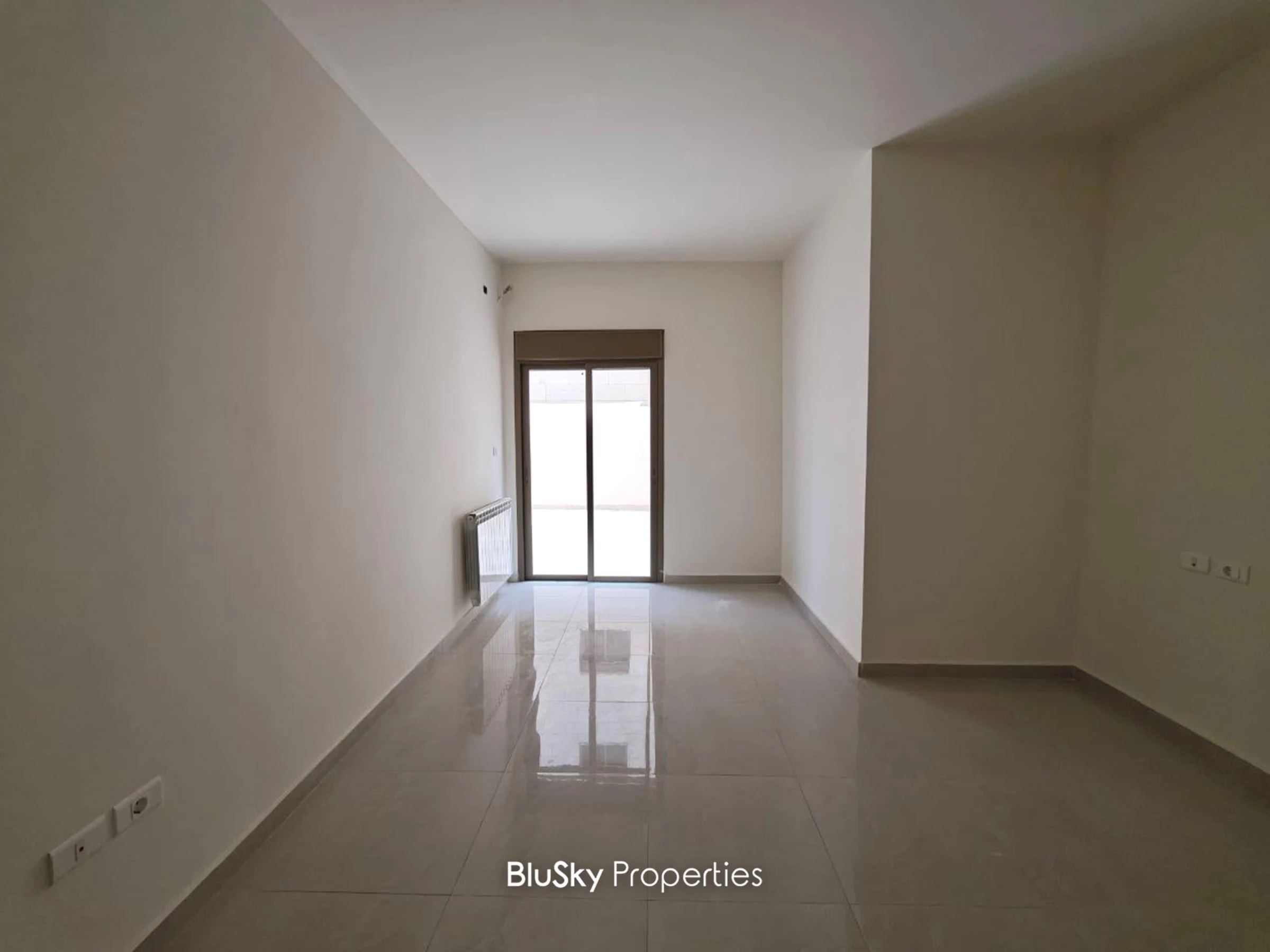 Apartment 180m² Terrace for Rent in Mar Chaaya — photo 1