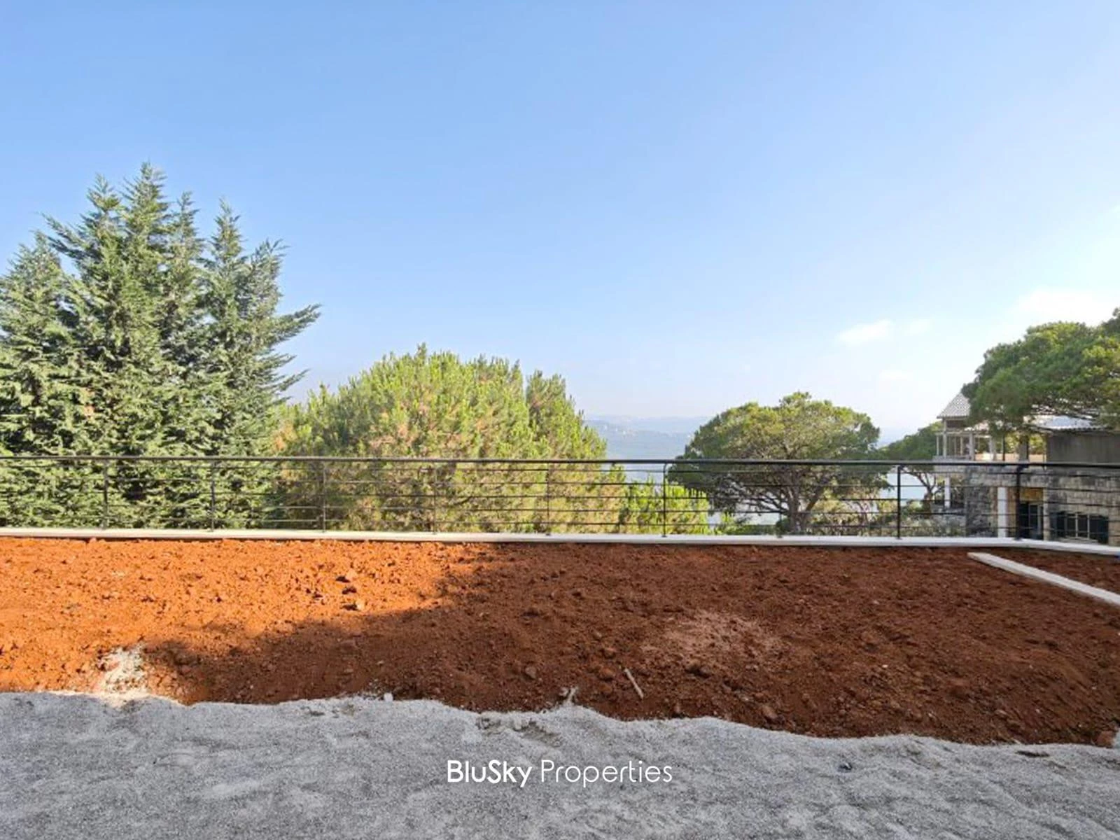 Apartment 240m² Garden for Sale in Mar Chaaya — photo 4