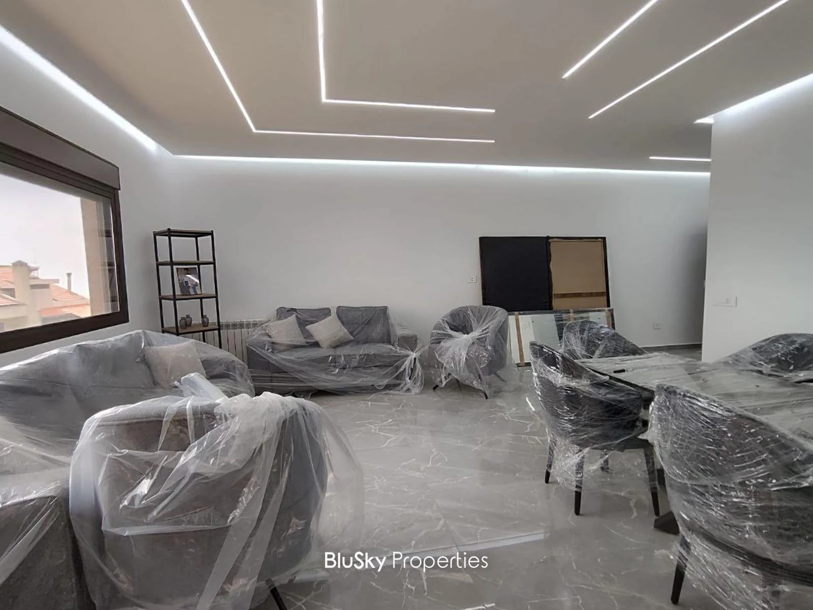 Apartment 150m² Balcony for Sale in Mar Moussa — photo 4