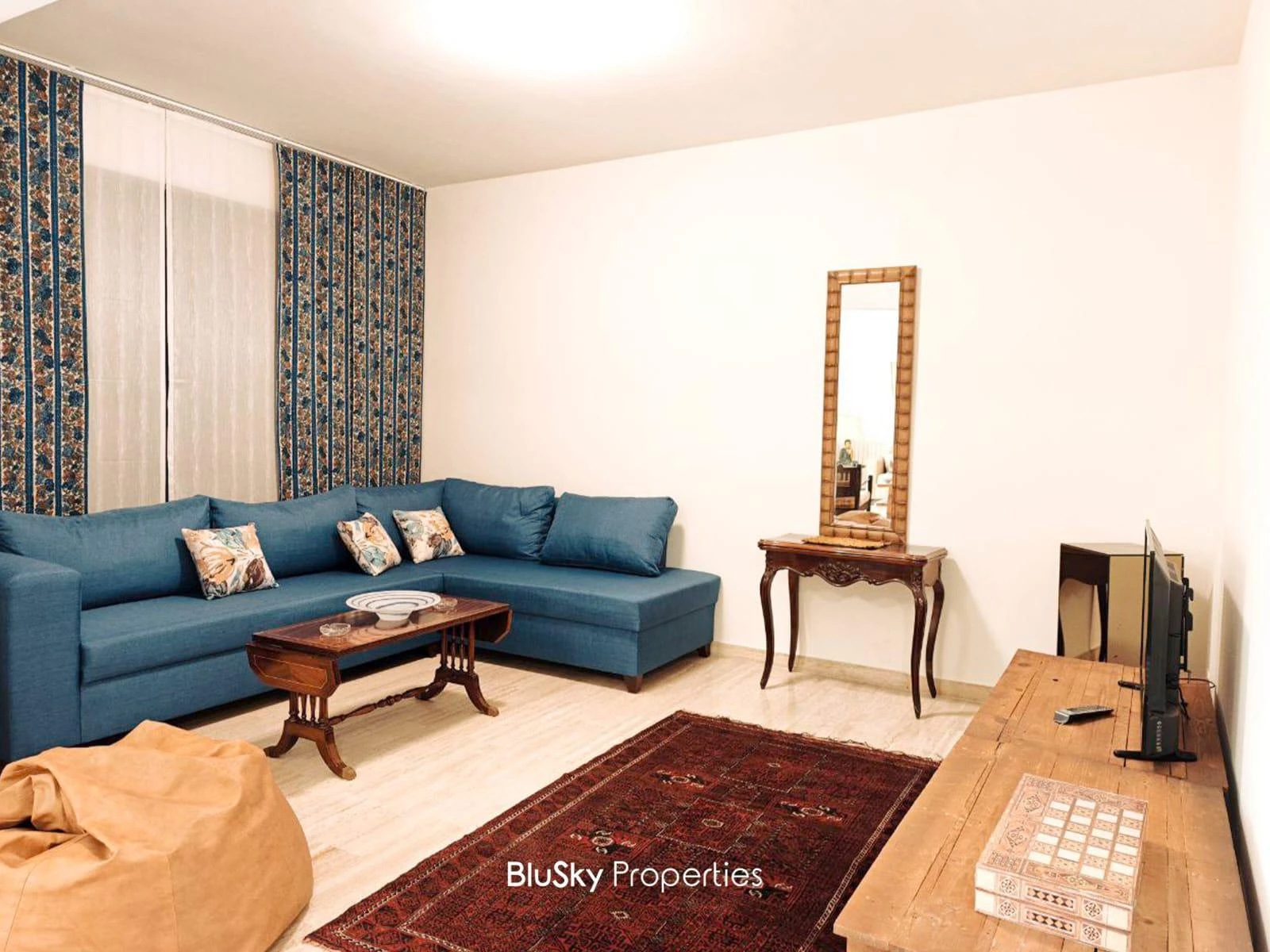Apartment 220m² Garden for Rent in Mar Moussa — photo 1