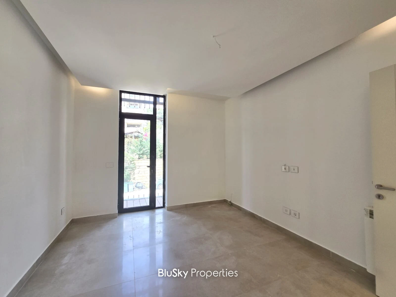 Apartment 180m² with Garden for Rent in Monteverde — الصورة 5
