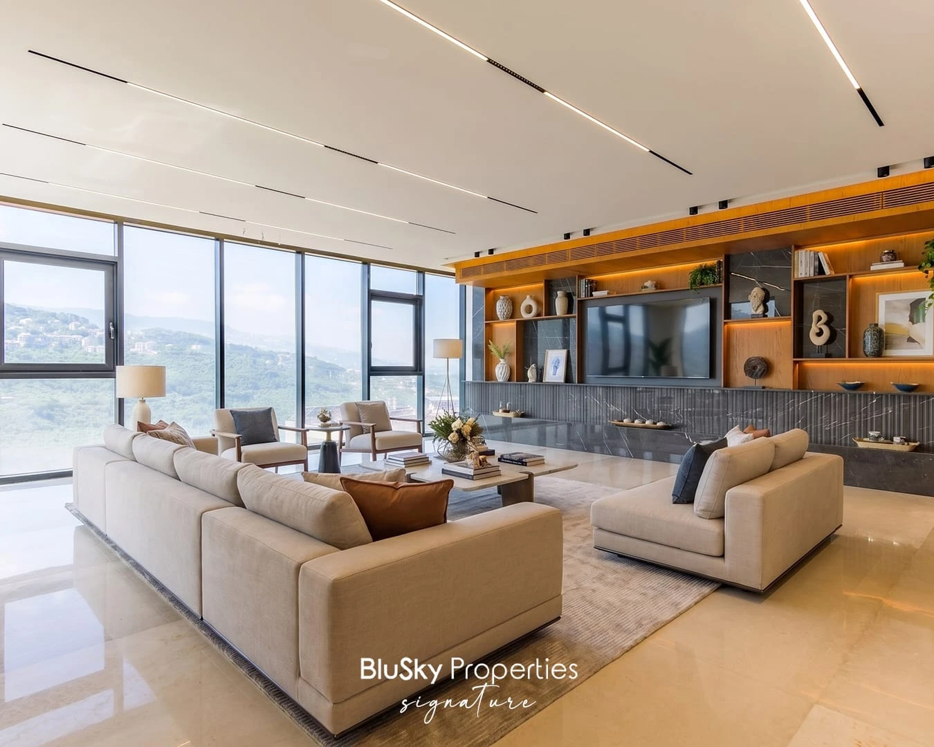 Apartment 180m² with Garden for Sale in Monteverde