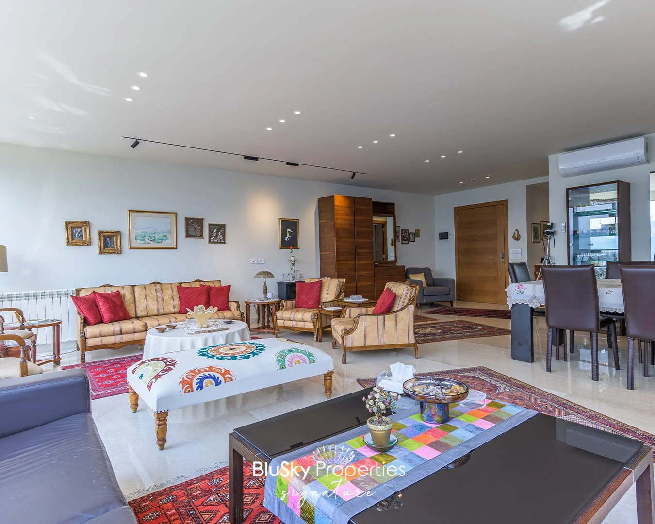 Apartment 180m² with Mountain View for Sale in Monteverde — الصورة 3
