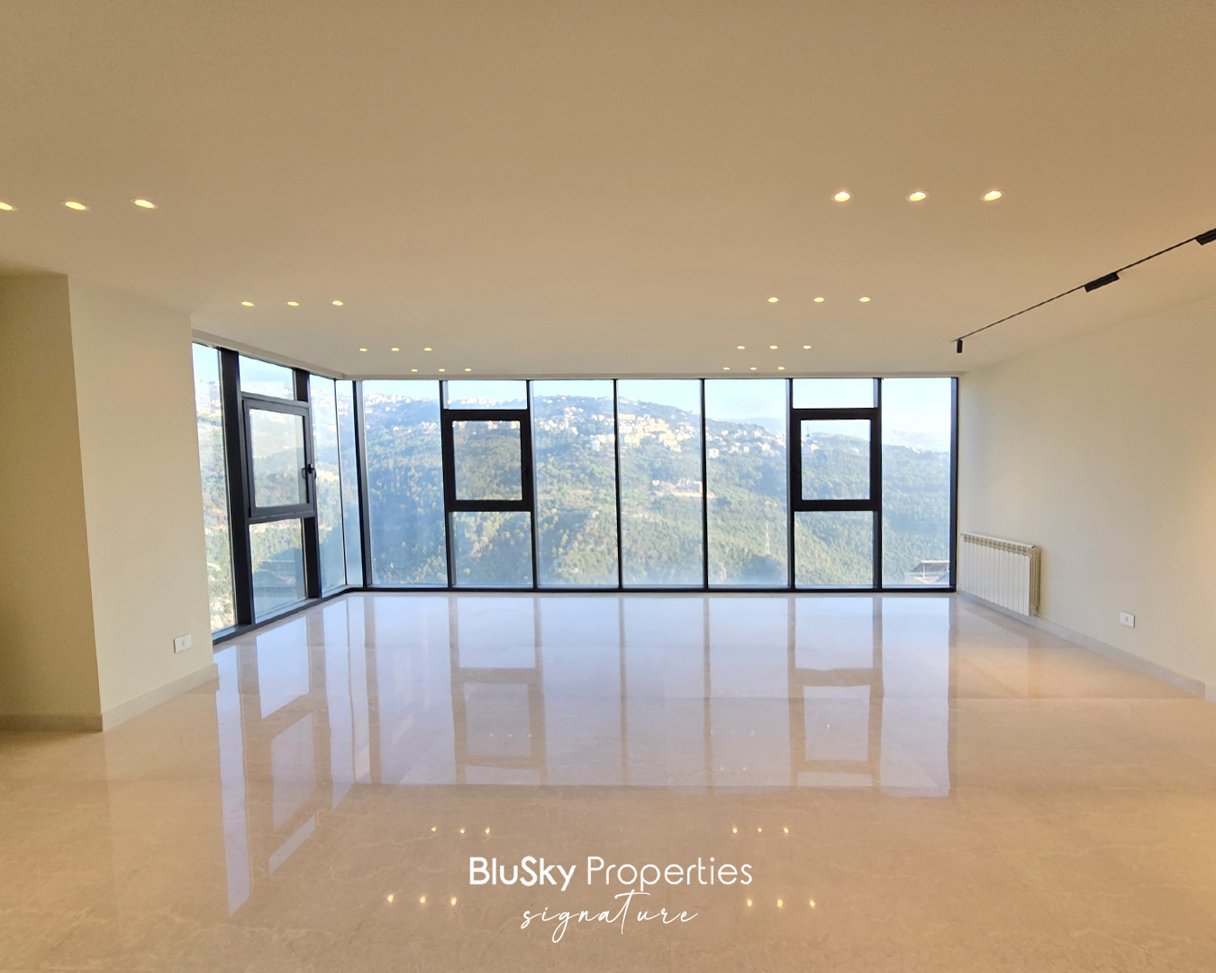 Apartment 180m² with Mountain View for Sale in Monteverde