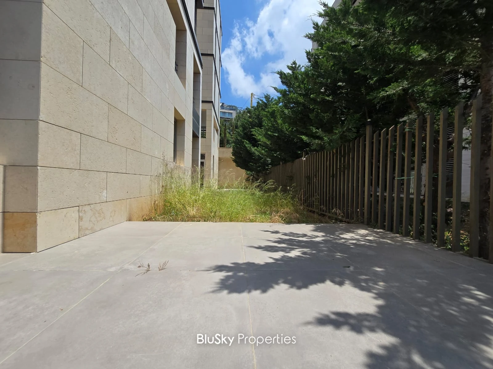 Apartment 210m² with Garden for Sale in Monteverde — photo 2