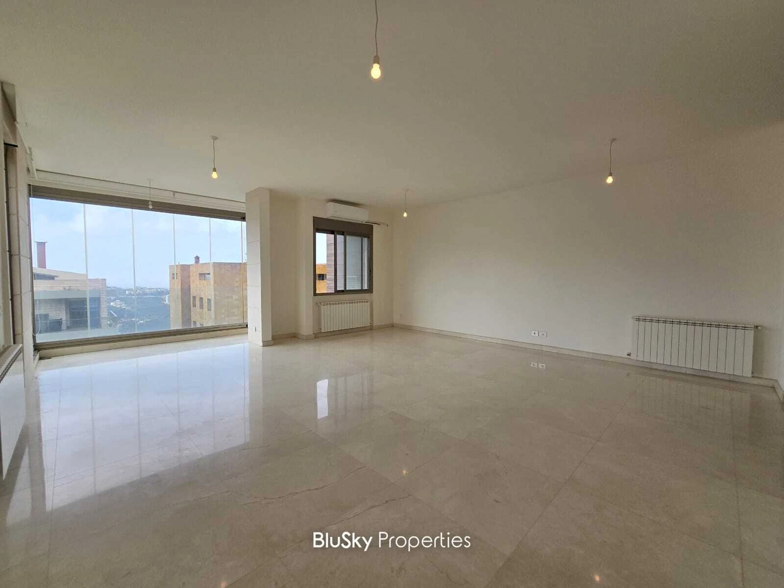 Apartment 230m² Mountain View for Rent in Monteverde — الصورة 3