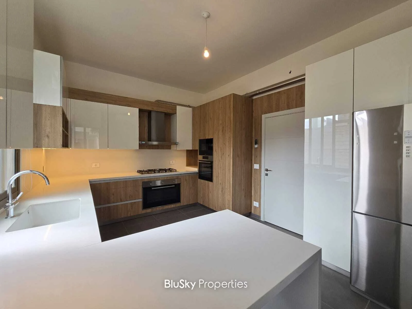Apartment 230m² Mountain View for Rent in Monteverde — الصورة 5