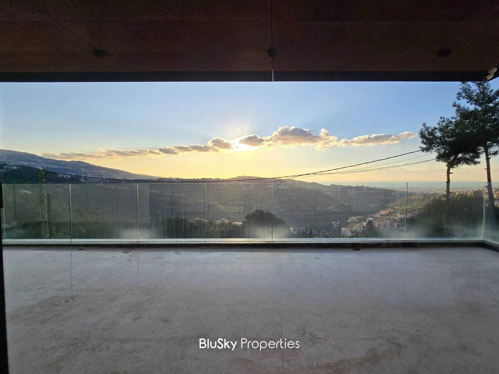 Apartment 340m² Sea View for Rent in Monteverde — الصورة 2