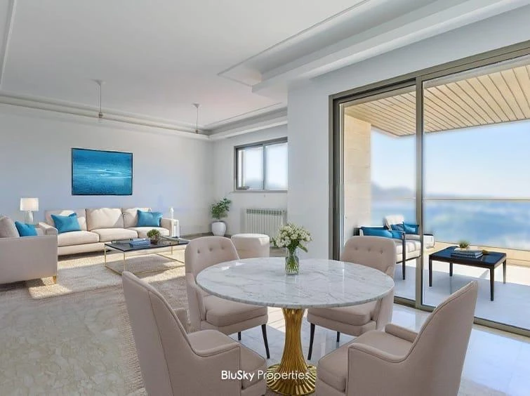 Duplex 380m² Terrace for Sale in Monteverde