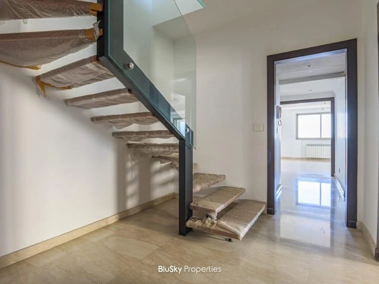 Duplex 380m² Terrace for Sale in Monteverde — photo 5