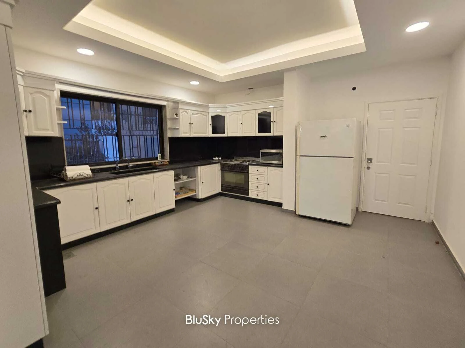 Villa 500m² Garden for Rent in Monteverde — photo 5