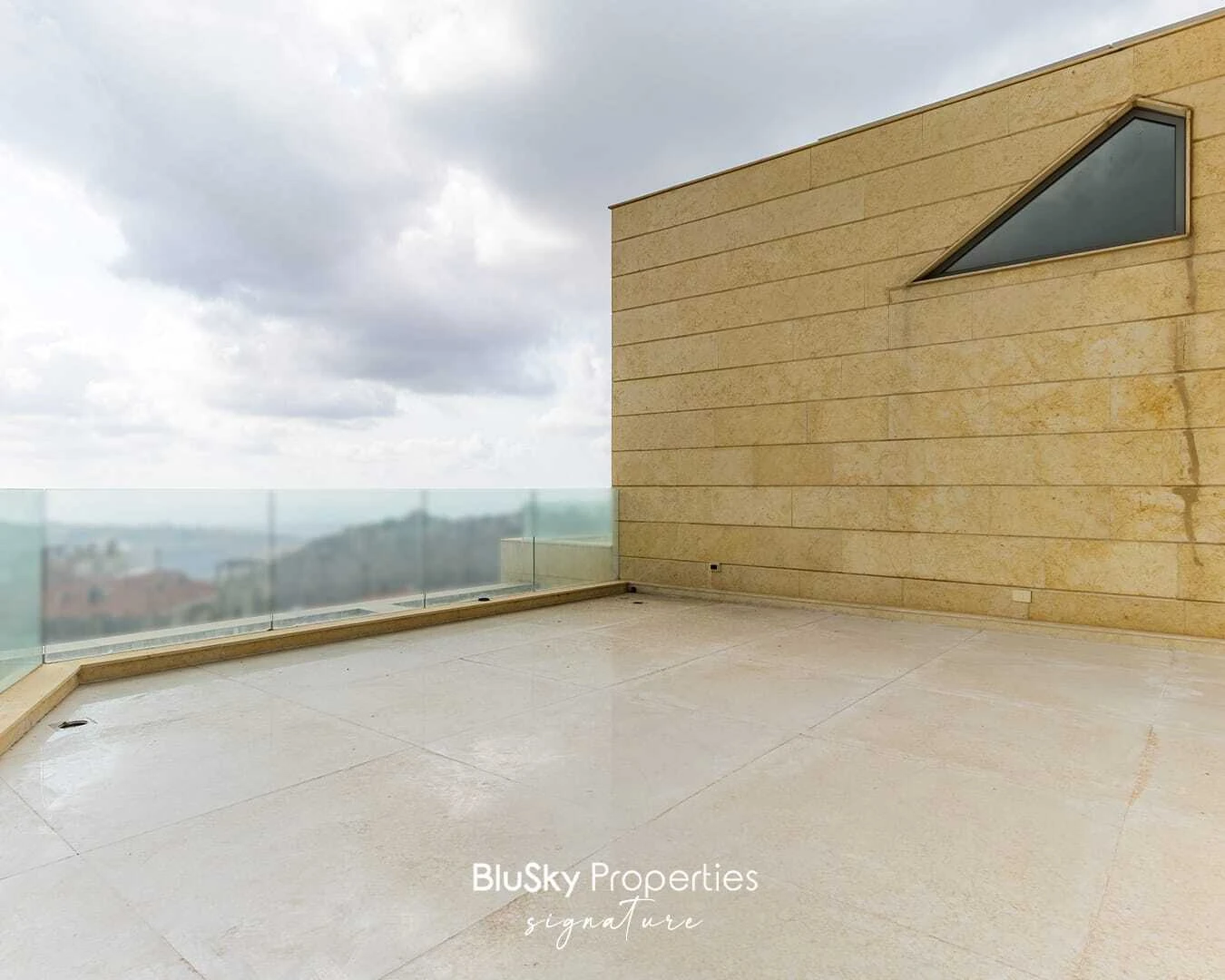 Duplex 500m² Terrace for Rent in Monteverde — الصورة 2