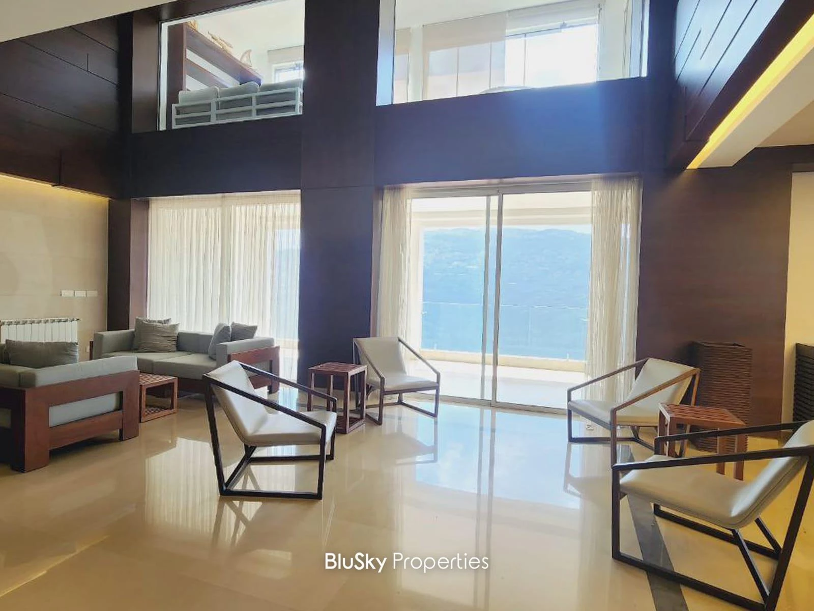 Duplex 600m² Mountain View for Rent in Monteverde