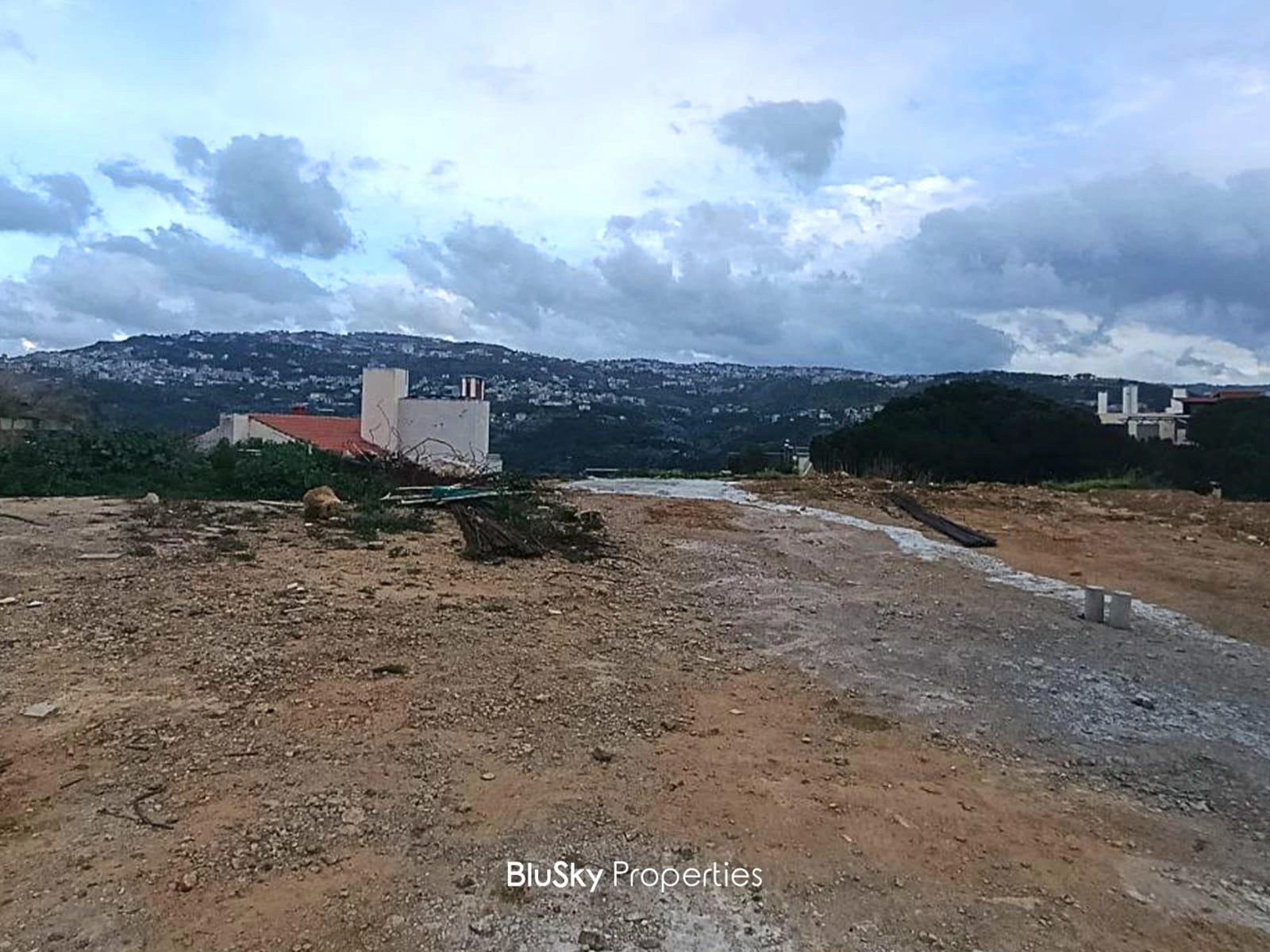 Land 810m² Mountain View for Sale in Monteverde