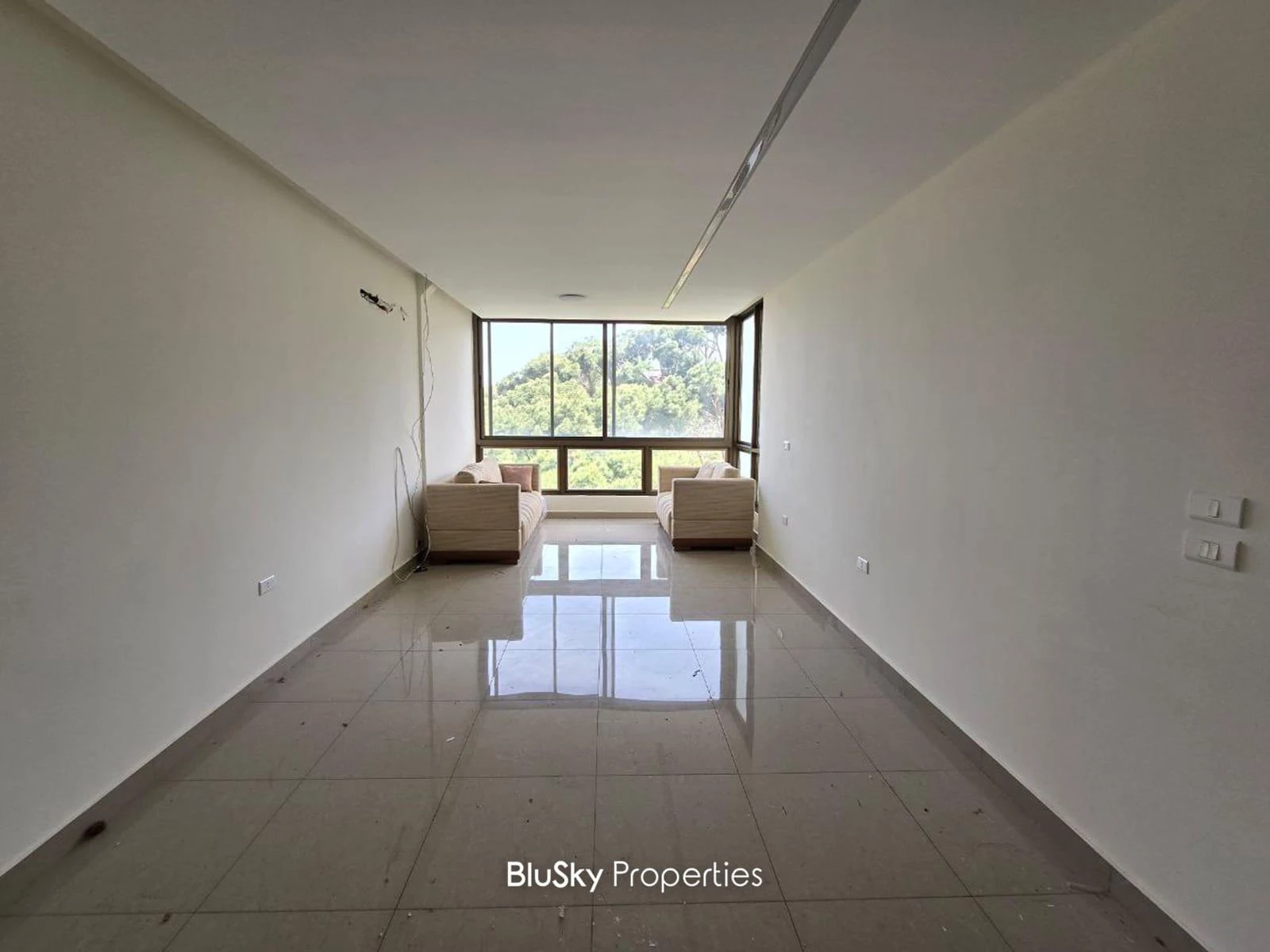 Apartment 110m² Mountain View for Rent in Mar Roukoz — photo 1