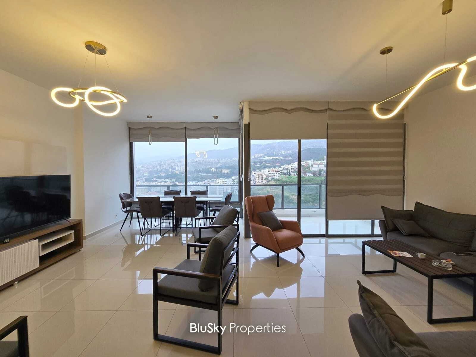 Apartment 140m² Mountain View for Rent in Mar Roukoz — photo 1