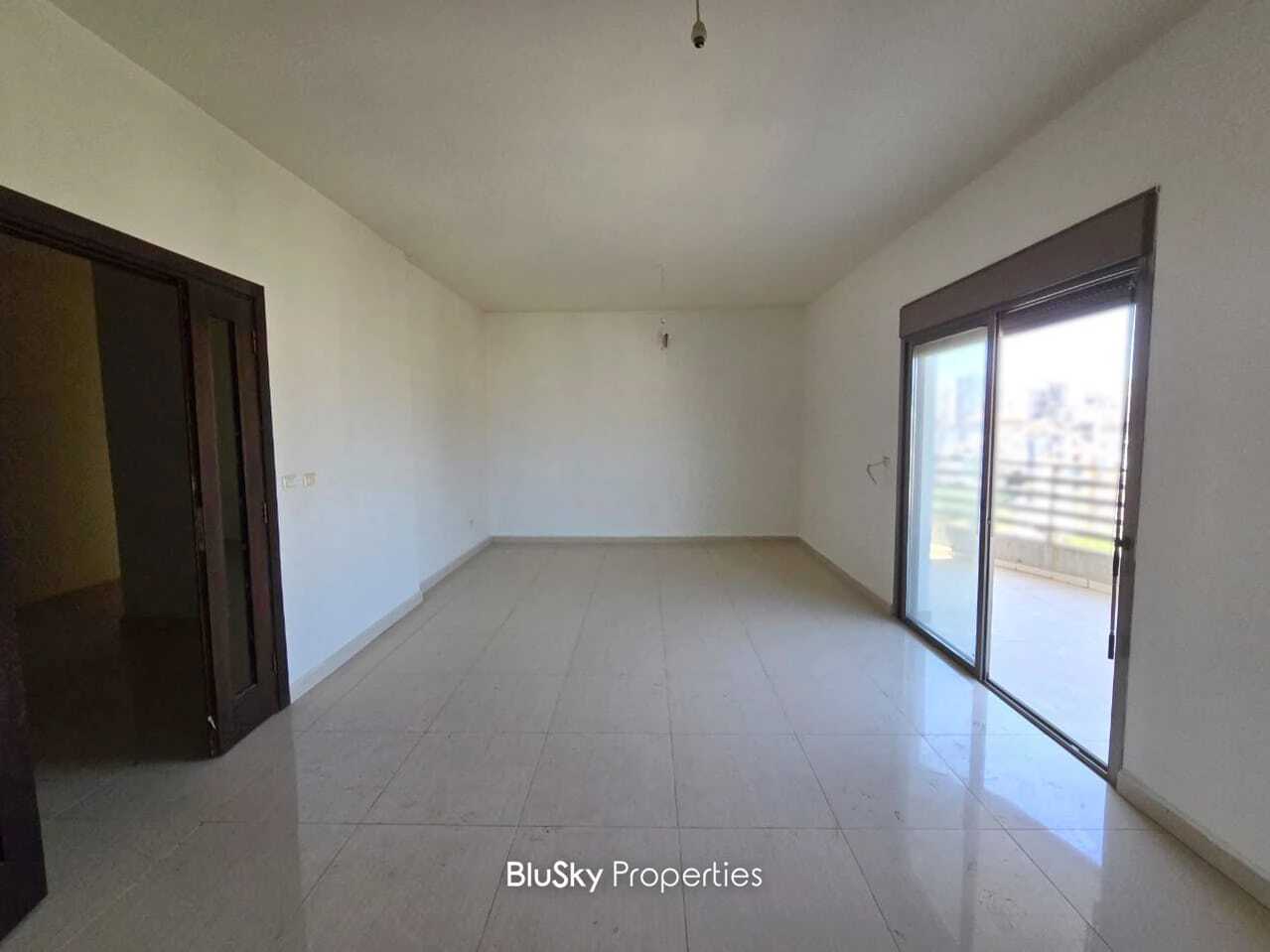 Apartment 165m² City View for Sale in Mar Roukoz
