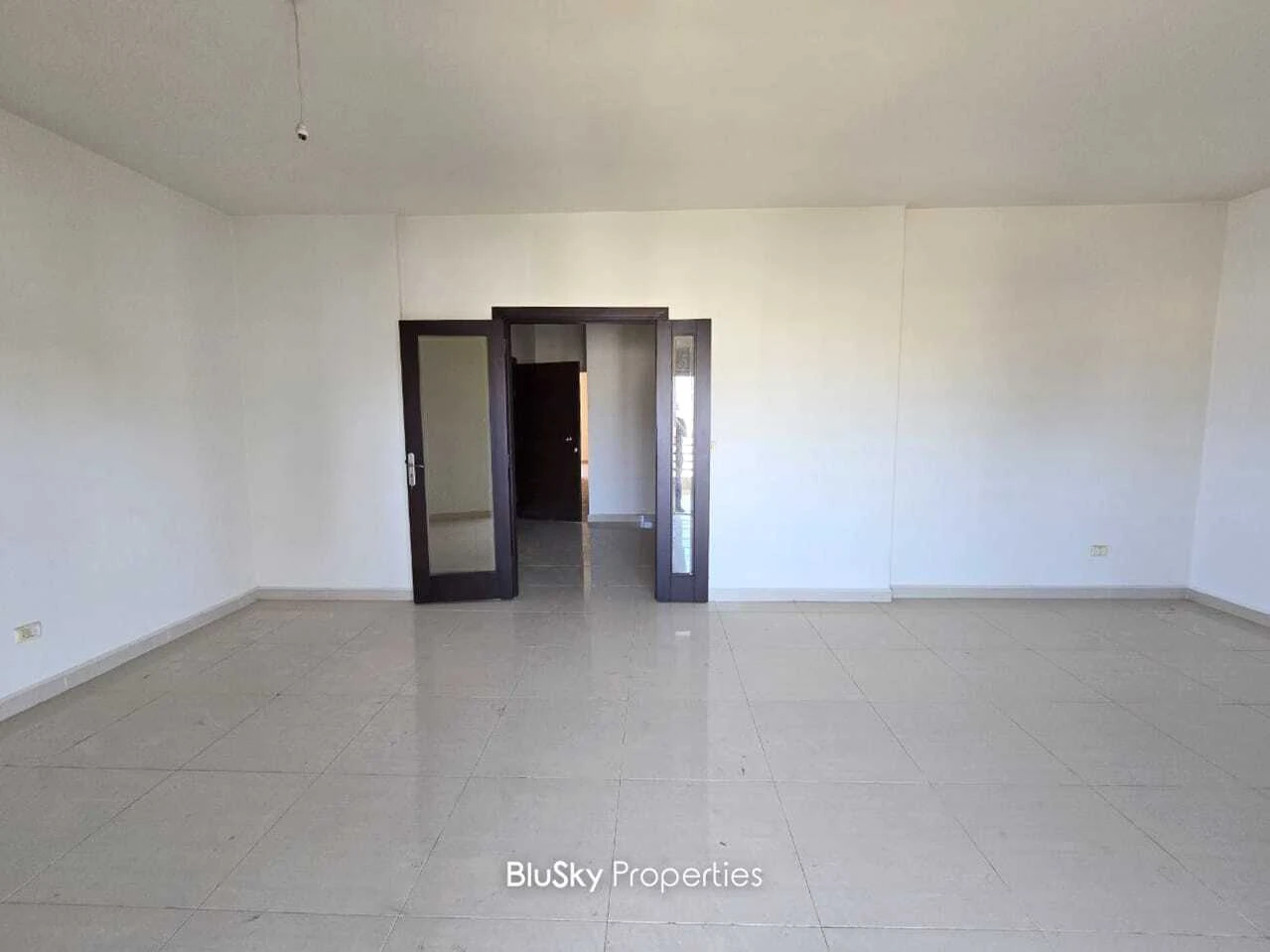 Apartment 165m² City View for Sale in Mar Roukoz — photo 2