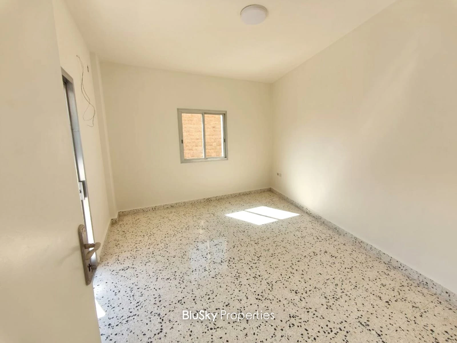 Apartment 100m² for Rent in Mtayleb — الصورة 4