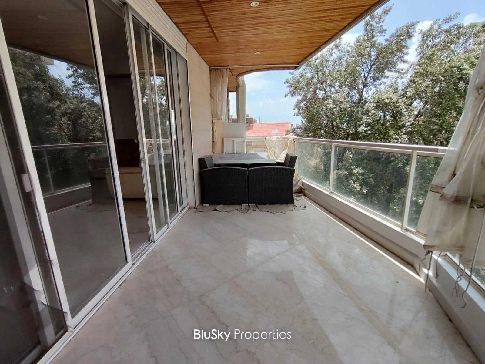 Apartment 280m² Terrace for Sale in Mtayleb — photo 4