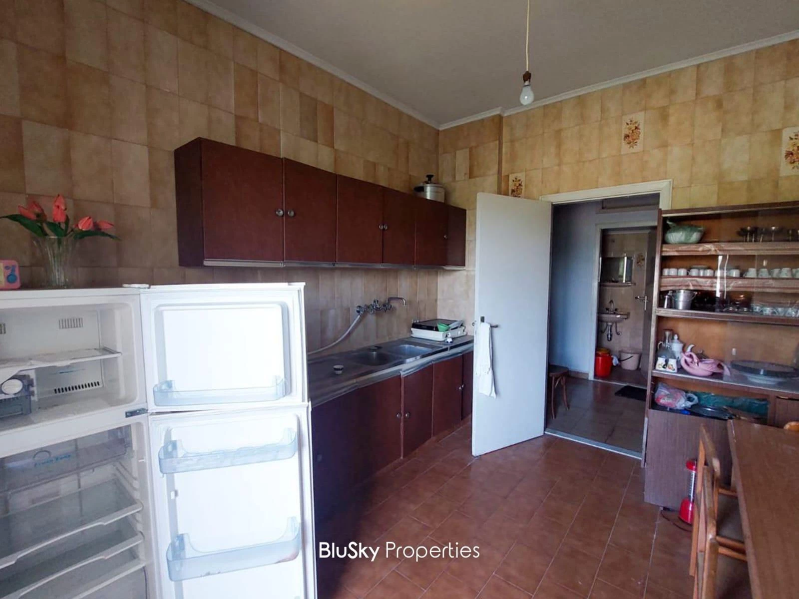 Apartment 130m² Balcony for Sale in Mazraet Yachouh — photo 4