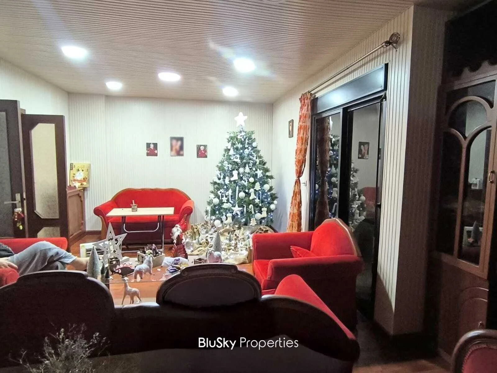 Apartment 146m² Sea View for Sale in Mazraet Yachouh — الصورة 2
