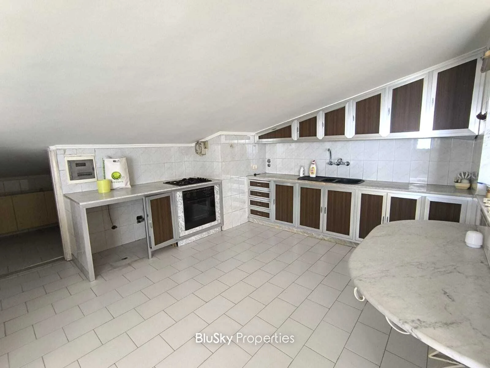 Rooftop 160m² Sea View for Rent in Mazraet Yachouh — الصورة 4