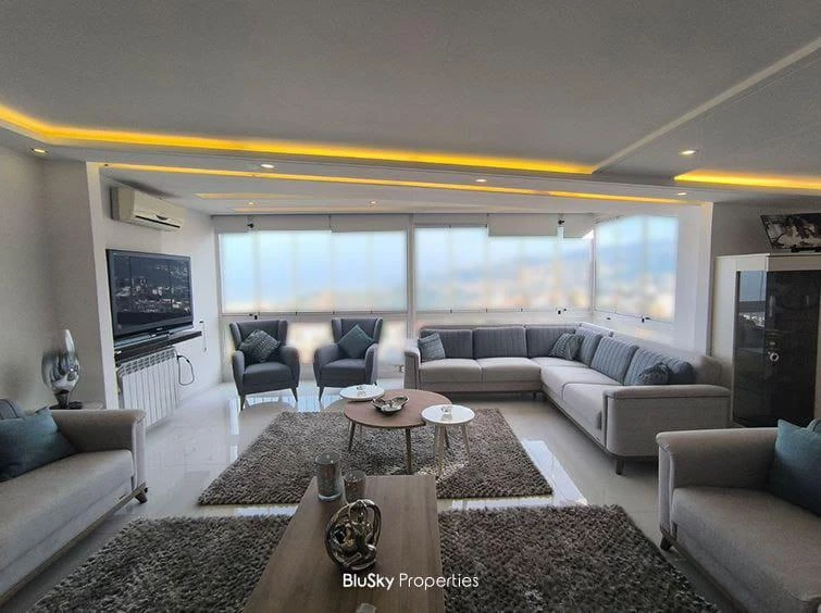 Apartment 165m² Mountain View for Sale in Mazraet Yachouh