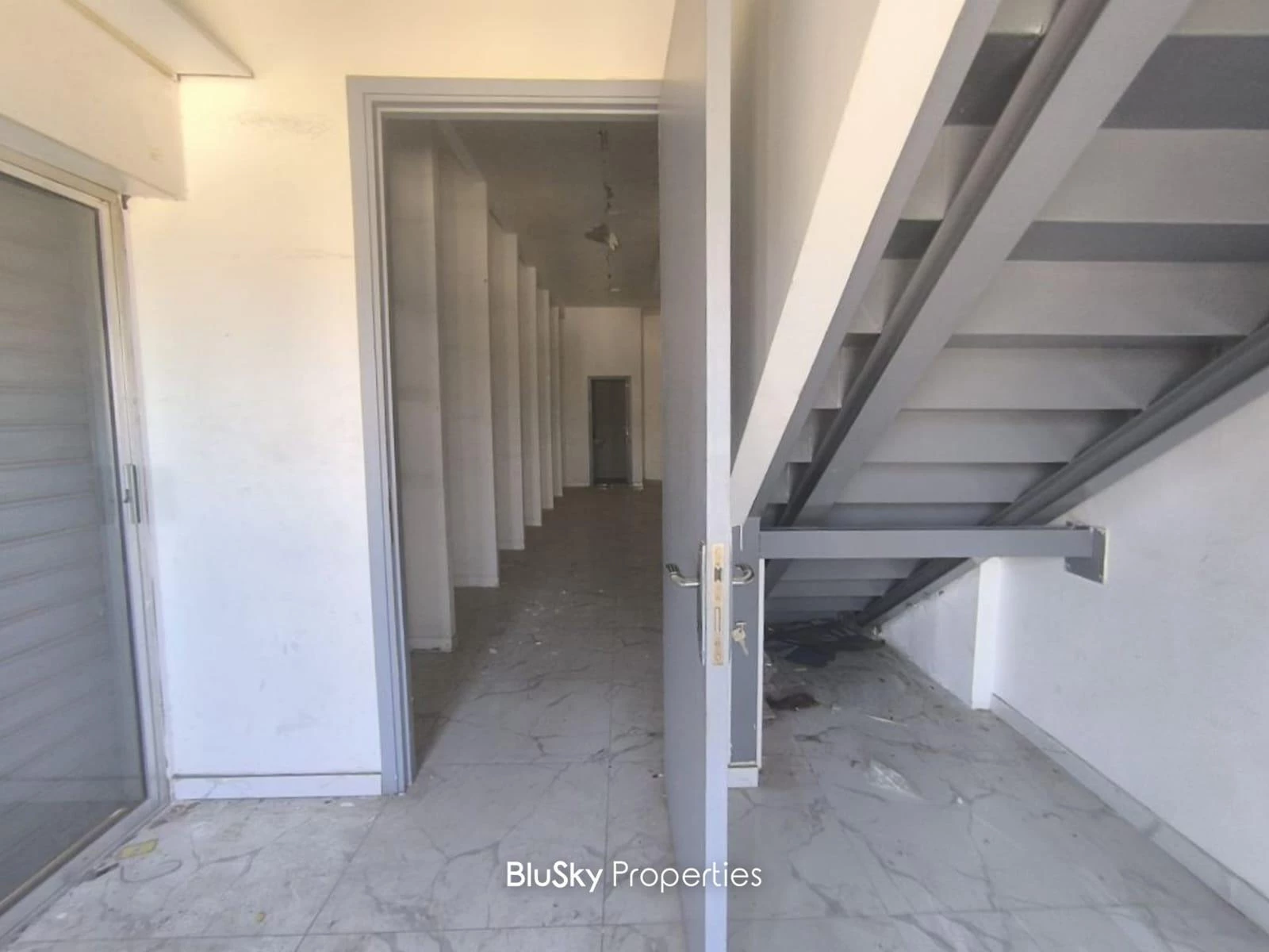 Shop 230m² Triplex for Sale in Mazraet Yachouh — photo 5