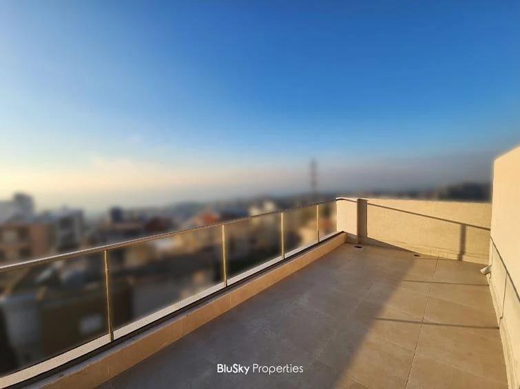 Roof 80m² Terrace for Rent in Mazraet Yachouh — الصورة 2