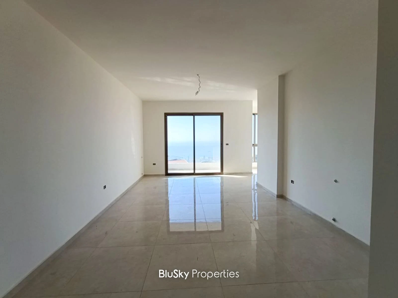 Apartment 170m² with Sea View for Sale in Nabay